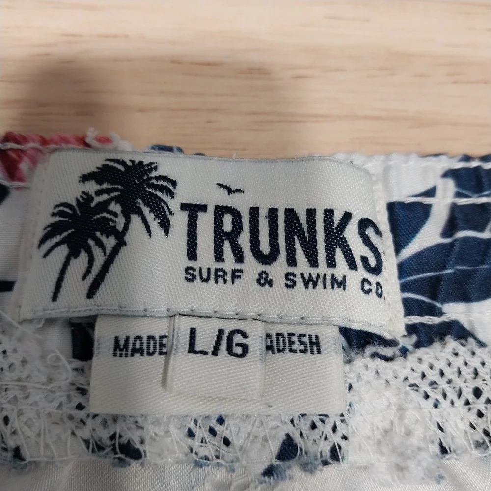 Trunks Surf & Swim Co Mens Swim Trunks Hummingbird Tropical Large White Navy